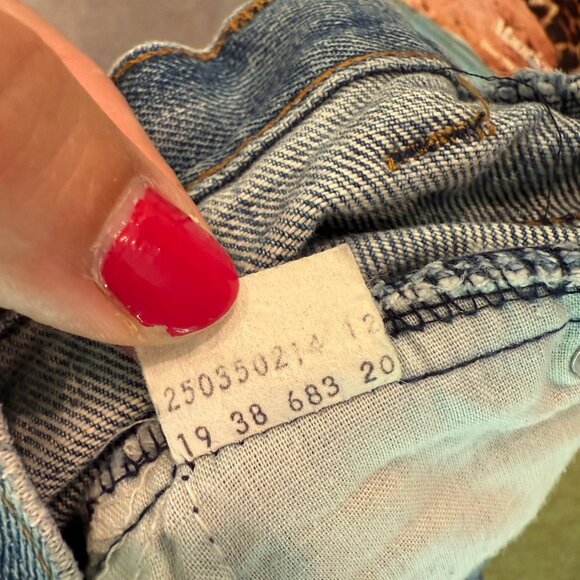 Vintage Levi's Orange Tab 25035 0214 Light Wash High Waisted Ankle Crop Jeans 27 - Picture 6 of 6